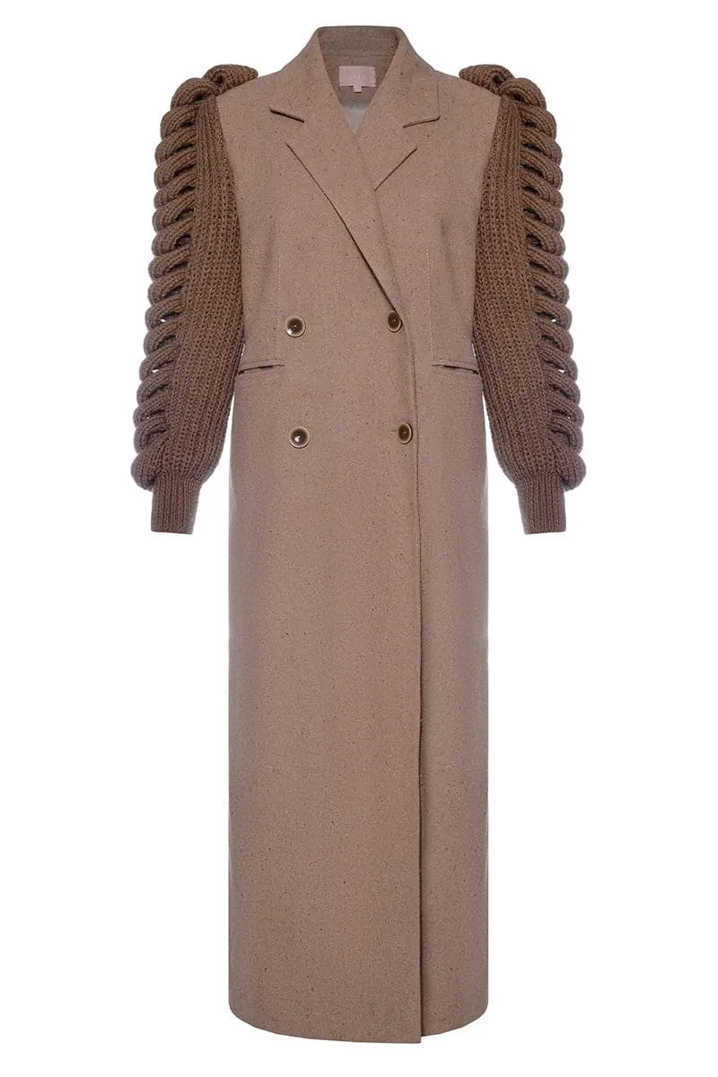 CAMEL DOUBLE-BREASTED KNITTED SLEEVES COAT