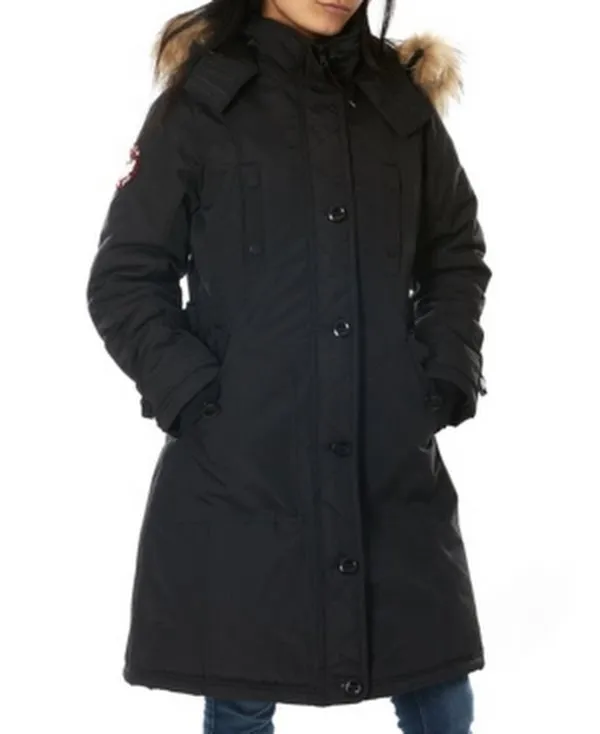 Canada Weather Essentials Long Parka in Black, Size Large