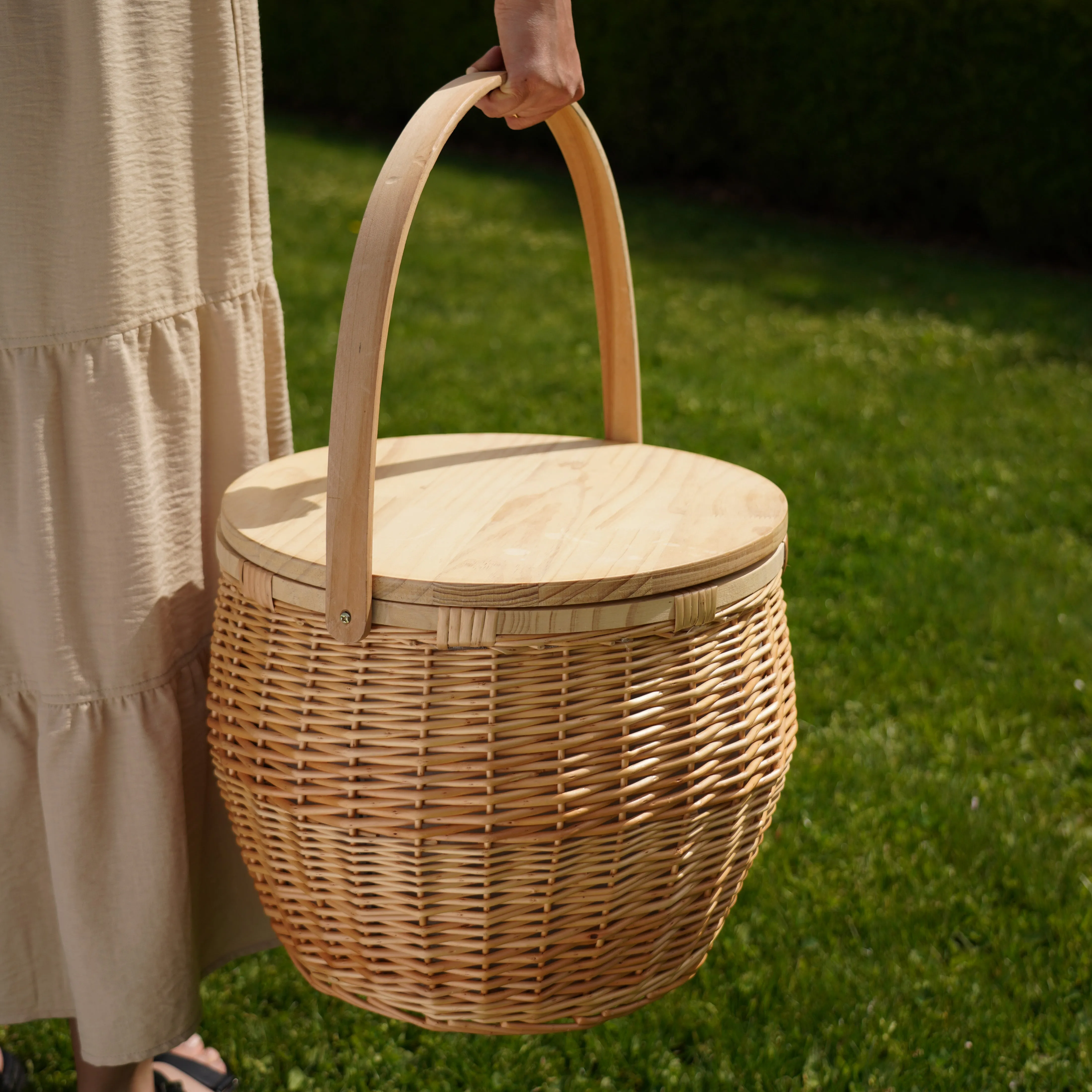 Cask Willow Picnic Basket