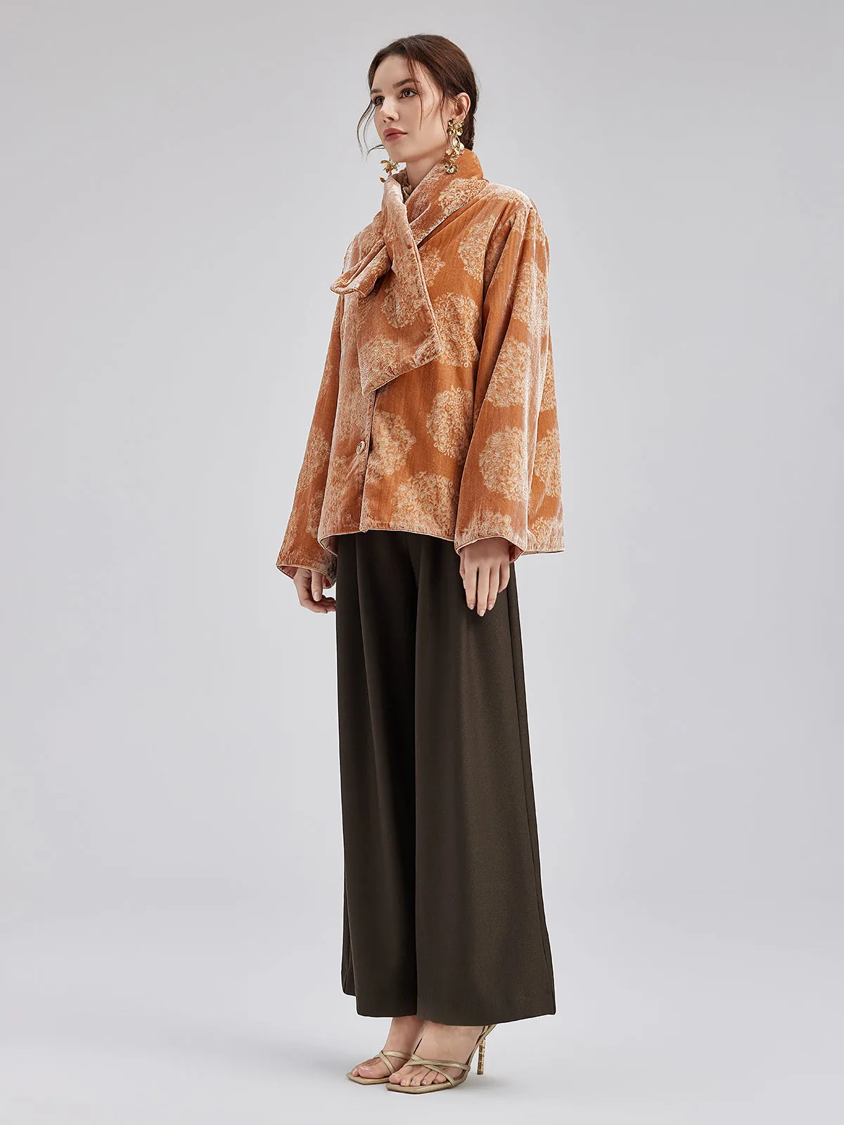 Silk Velvet Jacquard Coat（Includes Scarf）