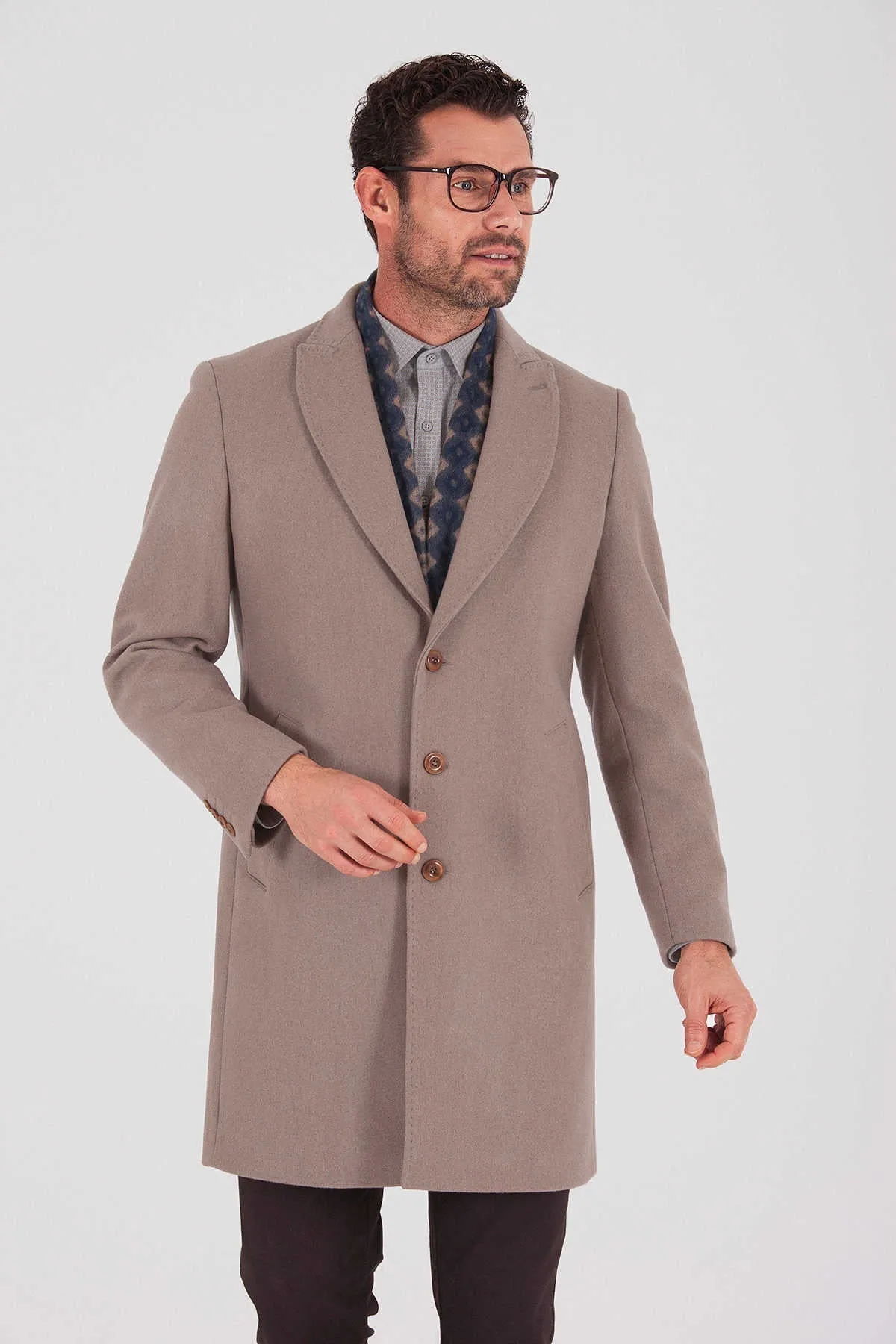 Slim Fit Cachet Fenix Peaked Lapel Wool Blend Mink Overcoat, Mink