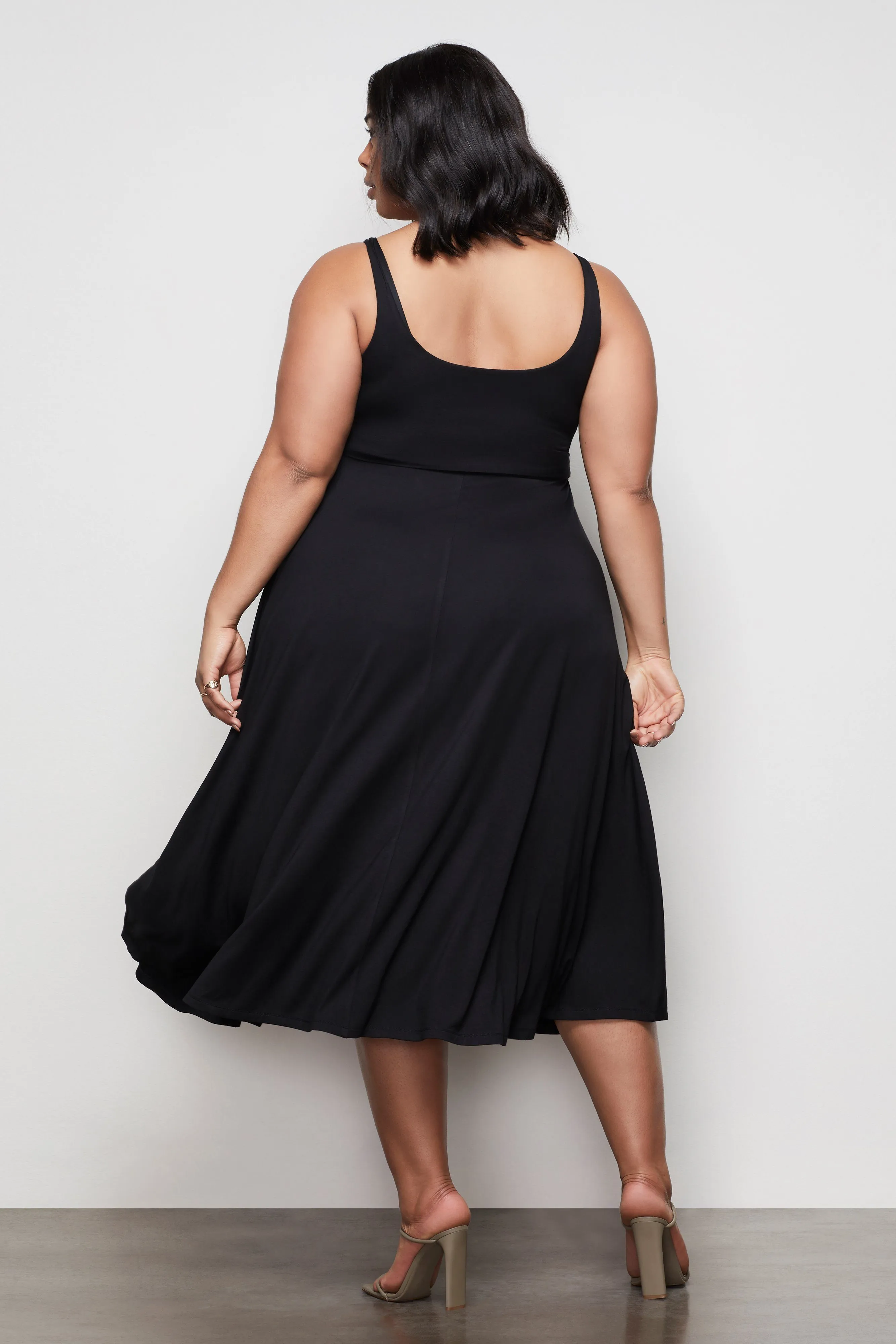 THE BELTED SWING TANK DRESS | BLACK001