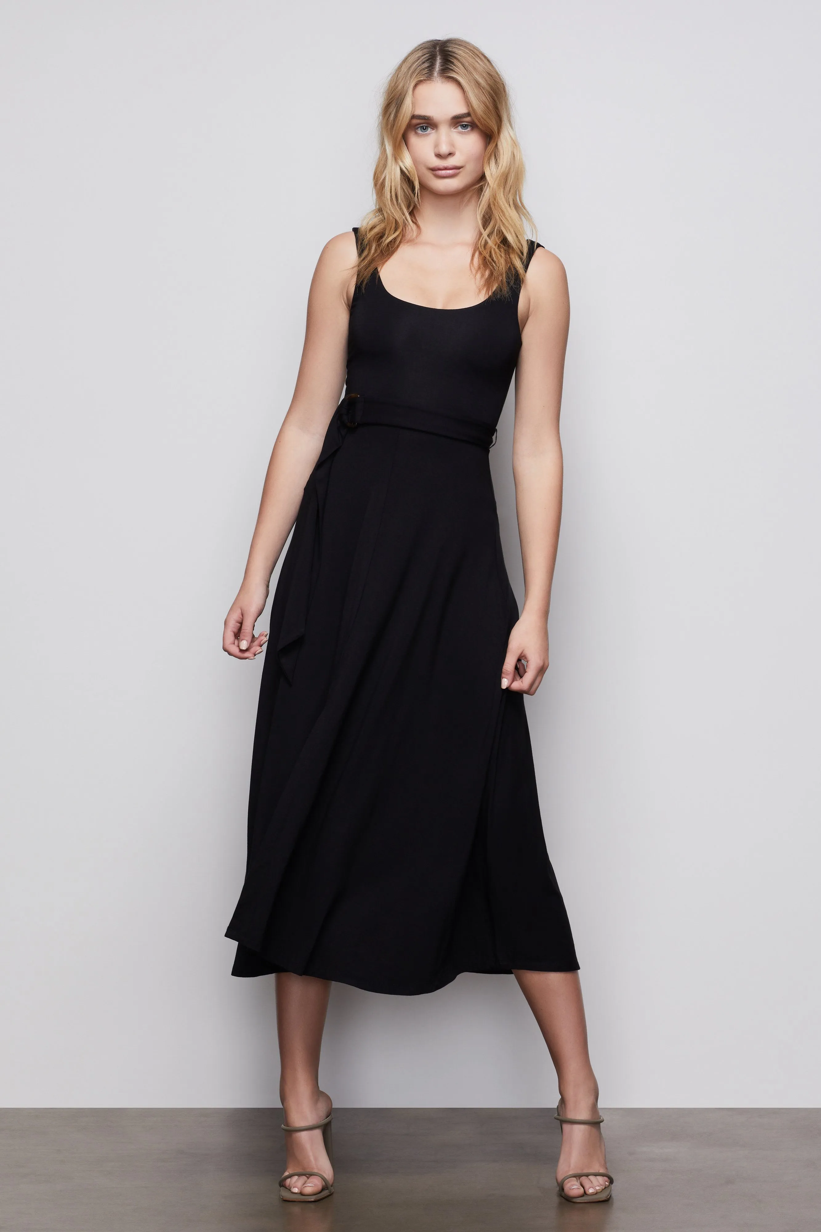 THE BELTED SWING TANK DRESS | BLACK001